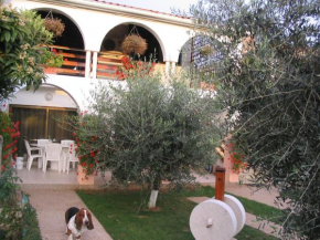 Apartment Dady with a large covered terrace